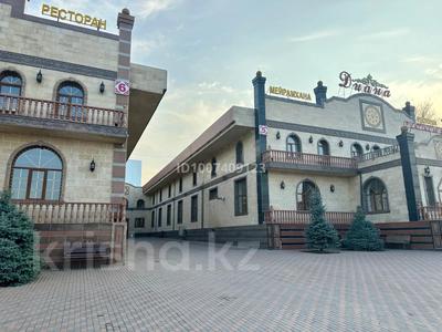 Свободное назначение, офисы, общепит, бани, гостиницы и зоны отдыха, медцентры и аптеки, образование · 3547 м² за 2.7 млрд 〒 в 