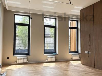 Отдельный дом · 6 комнат · 400 м² · 6 сот., мкр Юбилейный — Достык за 680 млн ₸ в Алматы, Медеуский р-н