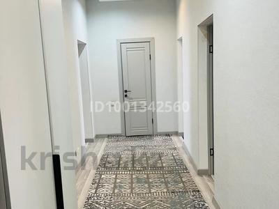 3-бөлмелі пәтер · 90 м² · 5/6 қабат, мкр 12, Бокенбай Батыра 32, бағасы: 35 млн ₸ в Актобе