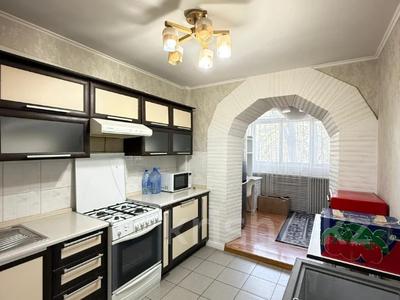 3-комнатная квартира · 86 м² · 2/5 этаж, Гагарина проспект за 65 млн ₸ в Алматы, Бостандыкский р-н