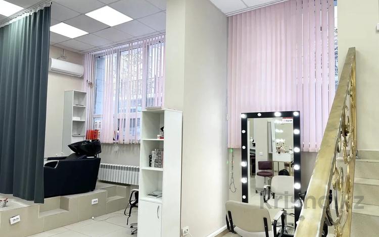 Свободное назначение, офисы, магазины и бутики, салоны красоты, медцентры и аптеки, образование, развлечения · 65 м² за 49.9 млн ₸ в Астане, Есильский р-н — фото 2