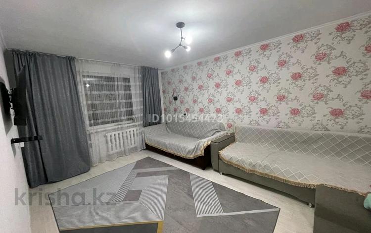 2-бөлмелі пәтер · 55 м² · 3/10 қабат, Оралхан Бөкей 31/4, бағасы: 17 000 ₸ в Усть-Каменогорске — фото 2