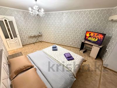 1-бөлмелі пәтер · 40 м² · 3 қабат, мкр 8, Абулхайрхана 58 — Алия центр, Стадион, Анвар, Казпочта, кафе Center, бағасы: 10 000 ₸ в Актобе