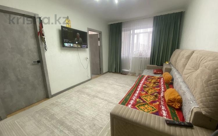 3-комнатная квартира · 47 м² · 3/5 этаж, Майкудук, мкр Восток-2 за 17 млн ₸ в Караганде, Алихана Бокейханова р-н — фото 2
