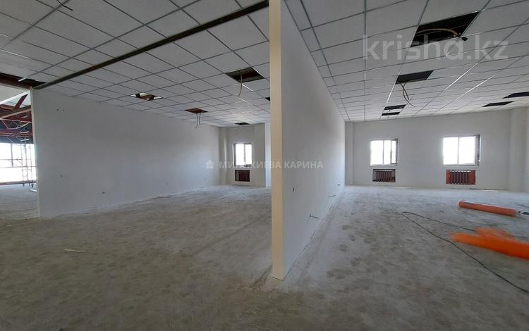 Свободное назначение • 850 м² за ~ 2.6 млн 〒 в Караганде, Казыбек би р-н — фото 2