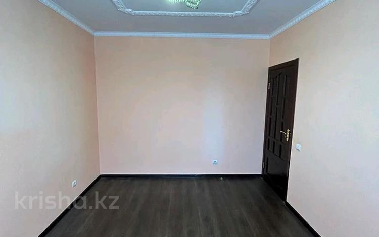 3-комнатная квартира, 60.6 м², 4/5 этаж, юбилейный 32 за 16 млн 〒 в Кокшетау — фото 2