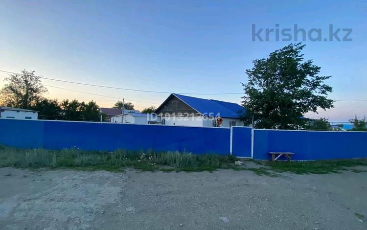 Часть дома · 3 комнаты · 157.2 м² · 10 сот., Дөң(Донской) Сазды 3 3/1 за 9 млн ₸ в Хромтау — фото 2