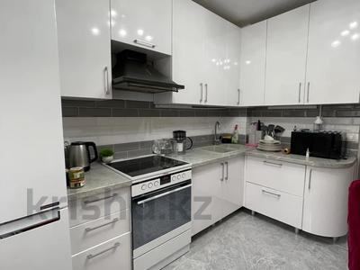 2-комнатная квартира · 56 м² · 2/9 этаж, Победы 11 — ТД Император за 330 000 〒 в Усть-Каменогорске