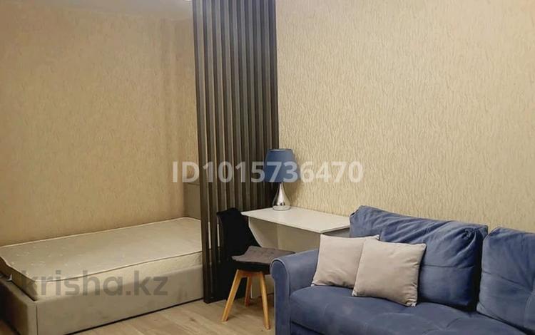 1-бөлмелі пәтер · 40 м² · 7/16 қабат, Самал-1 ш/а. 9/2, бағасы: 220 000 ₸ в Алматы, Медеуский р-н — фото 2
