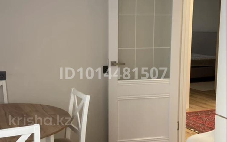 2-комнатная квартира · 68 м², Д. Кунаева 35 за 400 000 ₸ в Астане, Есильский р-н — фото 2