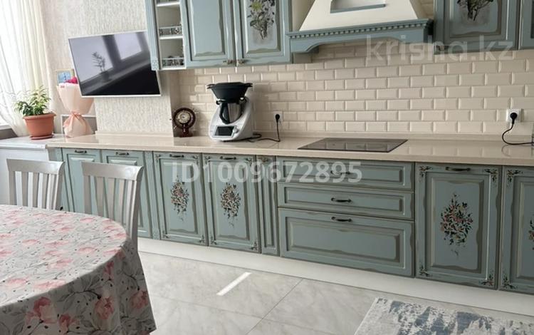 3-комнатная квартира · 124 м² · 9/16 этаж, 17-й микрорайон 3 за 55 млн ₸ в Актау — фото 8