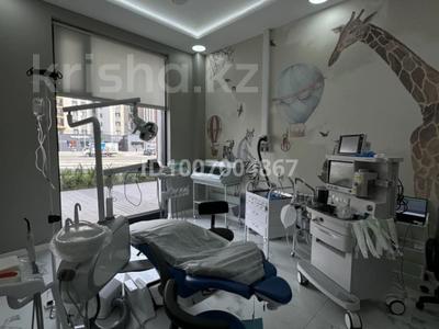 Медцентры и аптеки · 131 м² за 200 млн ₸ в Астане, Нура р-н