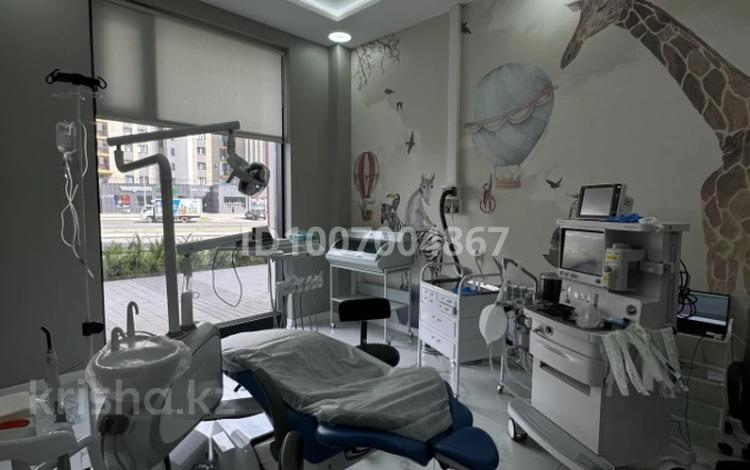Медцентры и аптеки · 131 м² за 200 млн ₸ в Астане, Нура р-н — фото 2