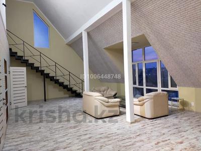 3-комнатная квартира · 180 м² · 3/3 этаж, 1 Челябинская 11 за 270 000 〒 в Костанае