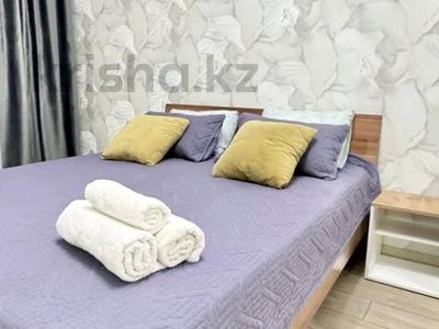 Аренда квартир в Атырауской обл.: 2-комнатная квартира · 72 м² · 6/9 этаж, мкр Нурсая, Таумуш Жумагалиев 15 за 415 000 〒 2-комнатная квартира · 72 м² · 6/9 этаж, мкр Нурсая, Таумуш Жумагалиев 15 за 415 000 〒 в Атырау