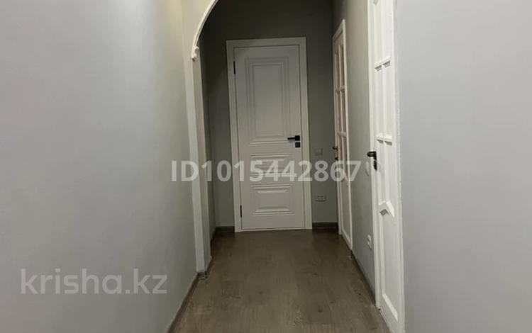 2-бөлмелі пәтер · 75 м² · 7/9 қабат, Тепличный ш/а. — Жандосова-Саина, бағасы: 55 млн ₸ в Алматы, Ауэзовский р-н — фото 2