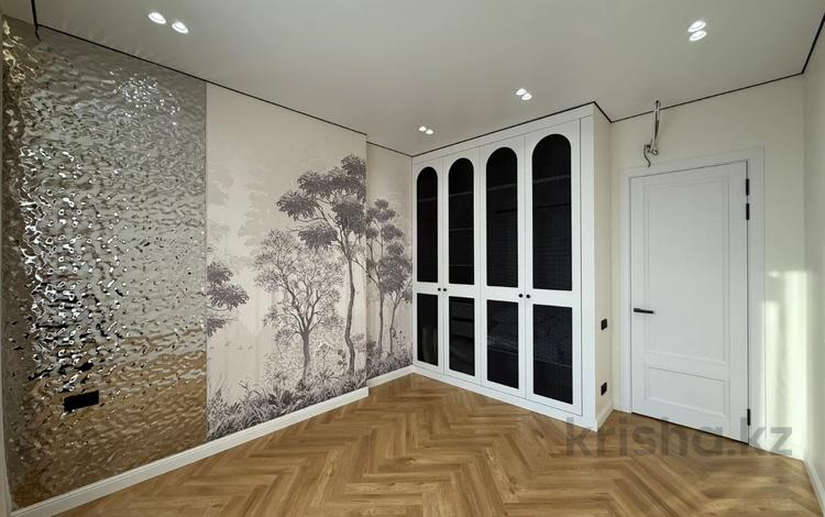 3-бөлмелі пәтер · 80 м² · 16/16 қабат, Розыбакиева 197/2, бағасы: 104 млн ₸ в Алматы, Бостандыкский р-н — фото 4