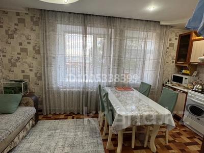 3-комнатная квартира · 58 м² · 3/5 этаж, Морозова — Район станции за 17 млн 〒 в Щучинске