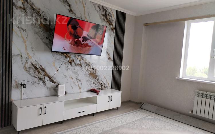 2-комнатная квартира · 64 м² · 6/10 этаж, мкр Аксай-1 11/10 — Asia park,школа 133 гемназия, детский сад, 12 месяцев, кар сити за 350 000 〒 в Алматы, Ауэзовский р-н — фото 2