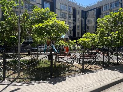 4-комнатная квартира · 97 м² · 3/5 этаж, мкр Думан-2 13 — Думан 2 дом 13 за 67 млн 〒 в Алматы, Медеуский р-н