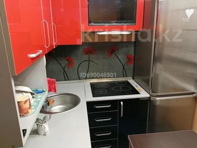 3-комнатная квартира · 50 м² · 5/5 этаж, Беспалова 49/1 за 160 000 〒 в Усть-Каменогорске, Ульбинский