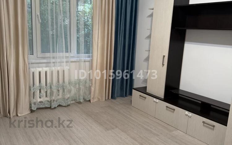 1-комнатная квартира · 32 м² · 1/4 этаж, мкр №12 16 — Москва за 220 000 ₸ в Алматы, Ауэзовский р-н — фото 2