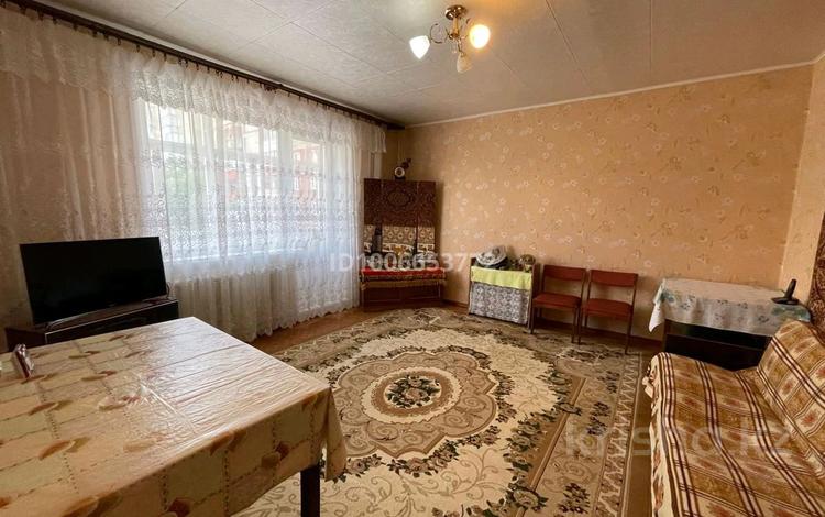 3-бөлмелі пәтер · 64.5 м² · 3/9 қабат, мкр Юго-Восток, мкр Юго-Восток, мкр Гульдер 2 20, бағасы: 25 млн ₸ в Караганде, Казыбек би р-н — фото 2