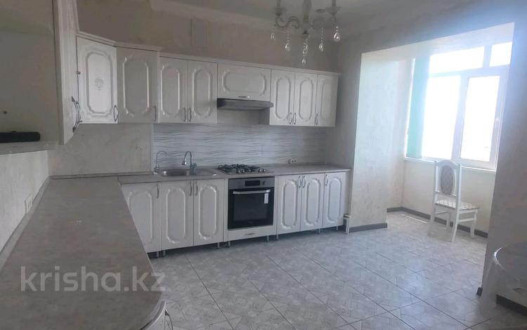 4-бөлмелі пәтер · 180 м² · 9/10 қабат, Старый аэропорт, бағасы: 75 млн ₸ в Кокшетау — фото 2