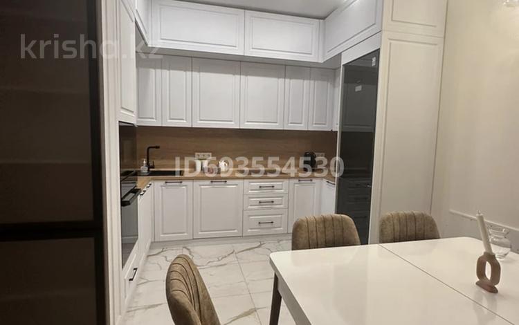 3-комнатная квартира, 80 м², 7/9 этаж помесячно, Исы Байзакова 131/1