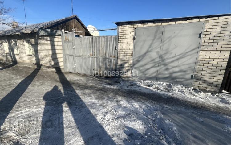 Часть дома · 3 комнаты · 100 м² · 6 сот., Рыскулова 75 — Цем поселок за 18 млн ₸ в Семее — фото 2