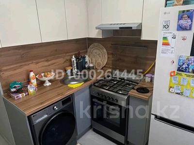 2-бөлмелі пәтер · 46 м² · 1/5 қабат, мкр Строитель 10/1 — Цолковского 10/1, бағасы: 19 млн ₸ в Уральске
