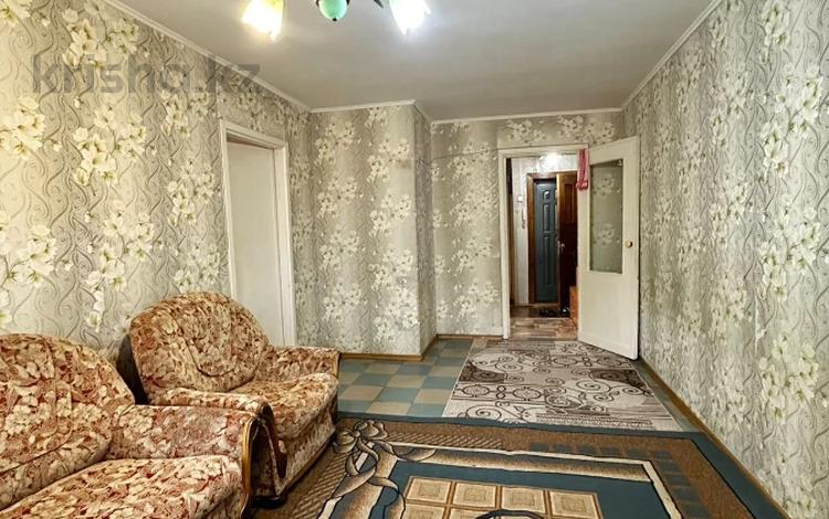 3-комнатная квартира · 50 м² · 4/5 этаж, 35 квартал за 16.5 млн 〒 в Семее — фото 3