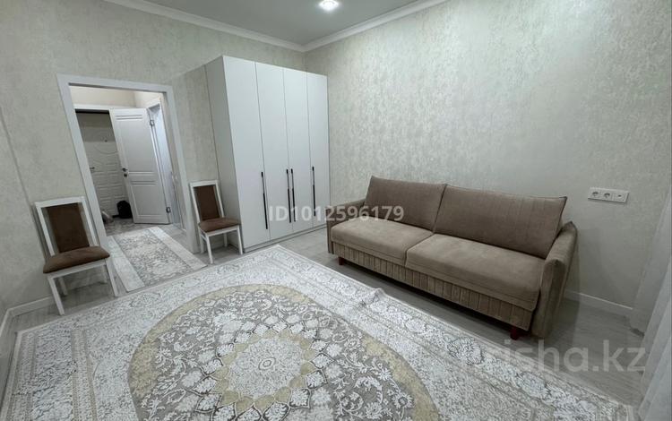 1-бөлмелі пәтер · 37.2 м² · 5/10 қабат, Алихан Бокейхан 15/1, бағасы: 32 млн ₸ в Астане, Есильский р-н — фото 2
