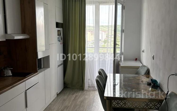 2-бөлмелі пәтер · 70 м² · 5/5 қабат, Аль-Фараби 42/2 — кшт, бағасы: 22 млн ₸ в Усть-Каменогорске — фото 2