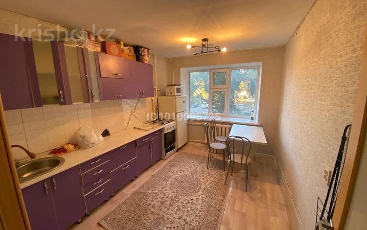 1-комнатная квартира · 35 м² · 2/5 этаж, мкр Жилгородок, Мира — Напротив 26 школу за 90 000 ₸ в Актобе — фото 13