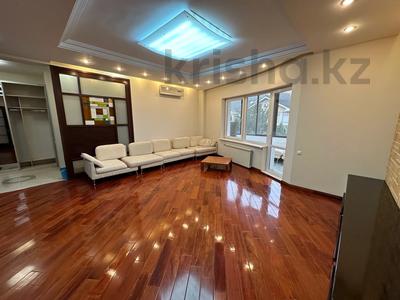 4-бөлмелі пәтер · 150 м² · 3/6 қабат, Ходжанова 5, бағасы: 750 000 ₸ в Алматы, Бостандыкский р-н