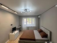 1-комнатная квартира · 31 м² · 2/5 этаж, Курмангазы 163 — Школьник за 15 000 ₸ в Уральске, мкр Школьник