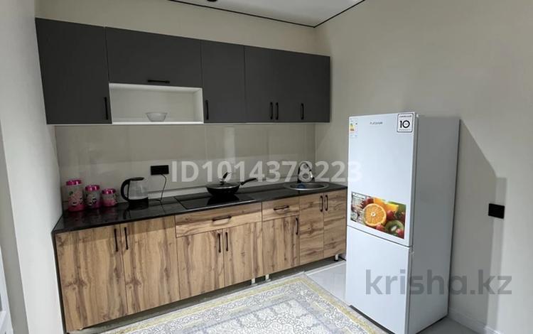 1-комнатная квартира · 41 м² · 7/16 этаж, мкр Шымсити 1 — Тулеметова Бйдібек бй за 250 000 ₸ в Шымкенте, Абайский р-н — фото 2