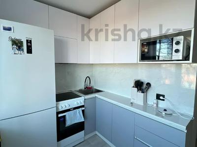 1-бөлмелі пәтер · 34 м² · 3/6 қабат, Желтоксан 35, бағасы: 9 млн ₸ в Аксу