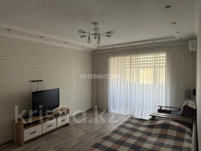 Аренда квартир в Алматы: 1-комнатная квартира · 51 м² · 5/9 этаж · помесячно, мкр Таугуль-2 за 230 000 〒 1-комнатная квартира · 51 м² · 5/9 этаж · помесячно, мкр Таугуль-2 за 230 000 〒 в Алматы, Ауэзовский р-н