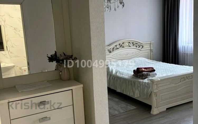 1-комнатная квартира · 40 м² · 2/5 этаж, Ауэзова 203 — Габдуллина ауэзова за 2 000 ₸ в Кокшетау — фото 2