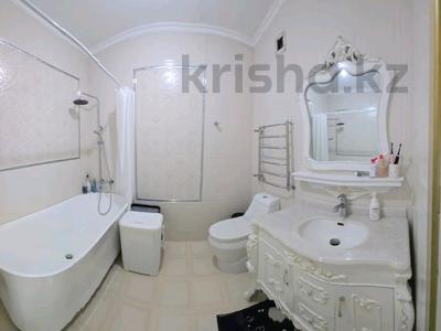 2-бөлмелі пәтер · 71 м² · 3/18 қабат, Навои 208 — Торайгырова, бағасы: 60 млн ₸ в Алматы, Бостандыкский р-н