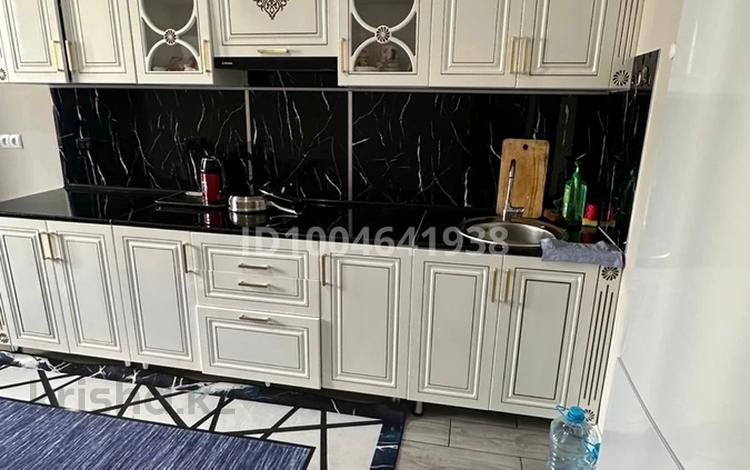 1-бөлмелі пәтер · 45 м² · 11/12 қабат, Кошкарбаева, бағасы: 230 000 ₸ в  — фото 2