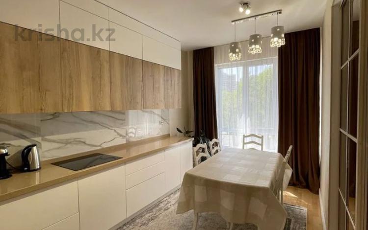 3-бөлмелі пәтер · 151 м² · 6/9 қабат, Аскарова Асанбая 21, бағасы: 120 млн ₸ в Алматы, Наурызбайский р-н — фото 2