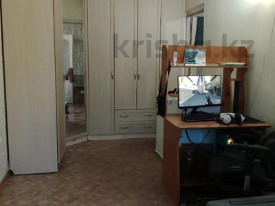 2-комнатная квартира · 45 м² · 1/5 этаж, мкр Жилгородок за 11 млн 〒 в Актобе