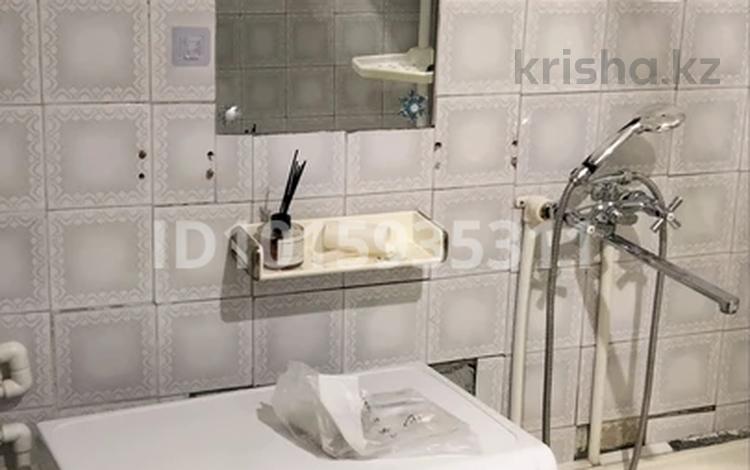 1-комнатная квартира · 42 м² · 4/9 этаж, Пр.Мира — Магазин"Шик" за 90 000 ₸ в Темиртау — фото 9