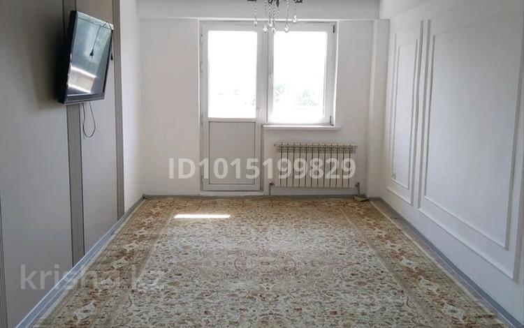 2-комнатная квартира · 60 м² · 5/5 этаж, мкр Альмерек 13 — Сейфуллина Чернышевского ,ул Толстого 13 за 250 000 ₸ в Алматы, Турксибский р-н — фото 2