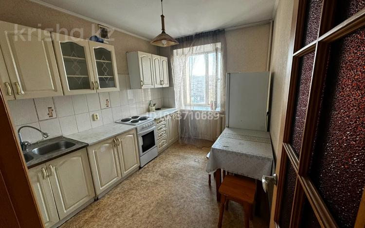 3-комнатная квартира · 65 м² · 9/10 этаж, Жамакаева 77 за 180 000 ₸ в Семее — фото 17