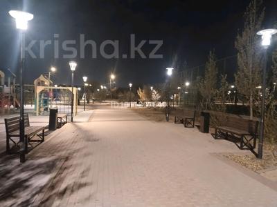 2-бөлмелі пәтер · 49 м² · 1/5 қабат, Акбидай 11 — Жолдын бойы, бағасы: 12 млн ₸ в Астане, р-н Байконур