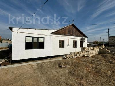 Отдельный дом · 3 комнаты · 120 м² · 10 сот., мкр Кокарна, Жанабай Акбердиева 63 за 14 млн ₸ в Атырау